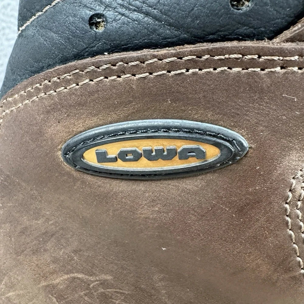 Lowa Baffin Pro Boots Mens 8 Womens 8.5 Narrow Brown Hiking Trekking Backpacking